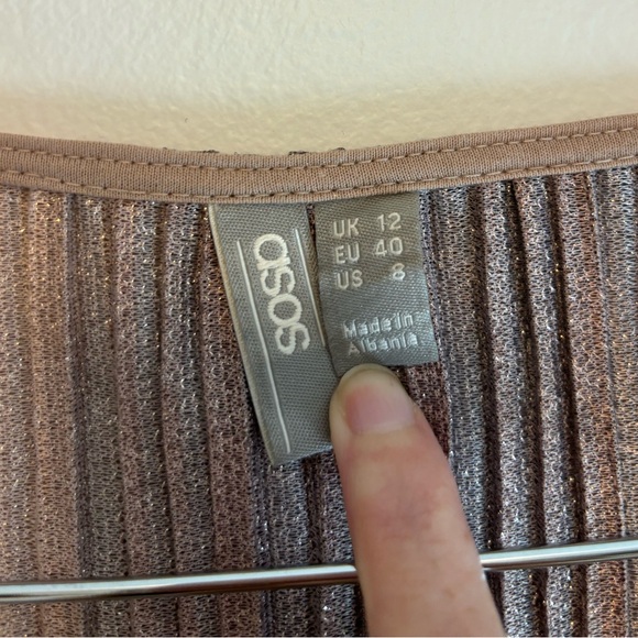 ASOS Long Sleeve V Neck Glitter Ombré Midi Dress with Slit - Picture 4 of 6